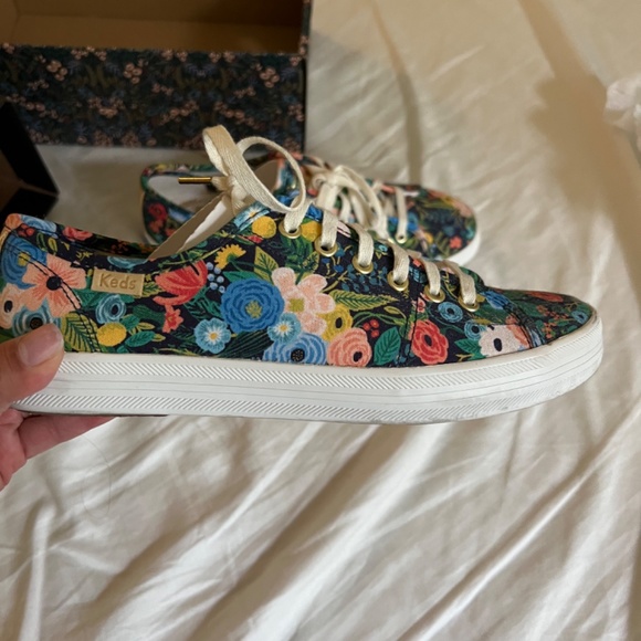 Keds Floral Multicolor Sneakers - Picture 3 of 8